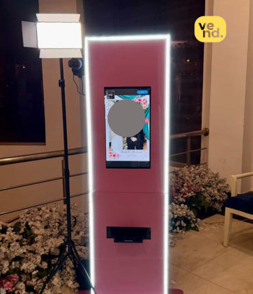 Standing Photo Booth