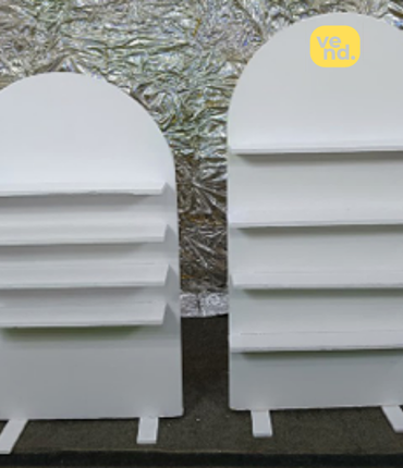 Round Shelved Flat Backdrop